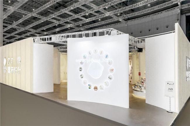 Babycare“紙制展館”亮相2025 CBME，多維度詮釋品牌理念